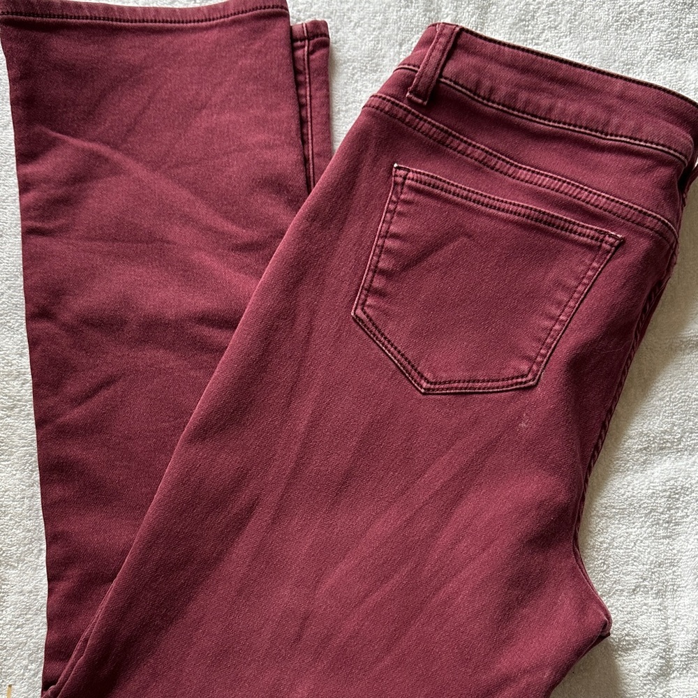 Dress Barn High-Rise Jeans in Dusty Rose - Picture 3 of 9